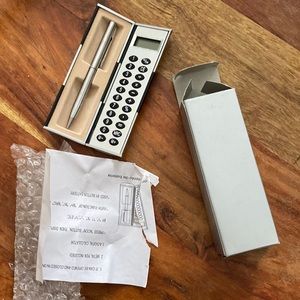 NIB WESTJET AIRLINES gift set pen calculator new